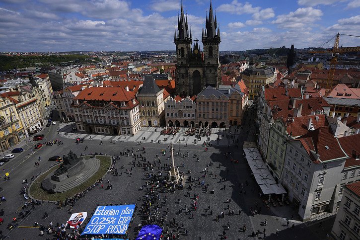 L'accident de train a fait deux morts en République tchèque. © KEYSTONE/AP/PETR DAVID JOSEK