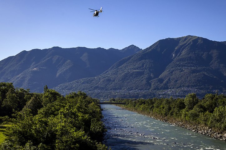 Quatre personnes sont toujours portées disparues au Tessin après les intempéries du week-end dernier. © KEYSTONE/MICHAEL BUHOLZER