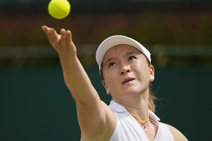 Ex-Suissesse, Lulu Sun jouera les 8es de finale à Wimbledon © KEYSTONE/AP/Mosa'ab Elshamy